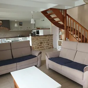 Maison De Campagne Spacieuse Ploudalmézeau