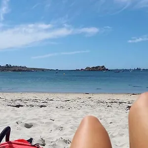 Les Portsallaises Piscine Ou A 300m De La Ploudalmézeau